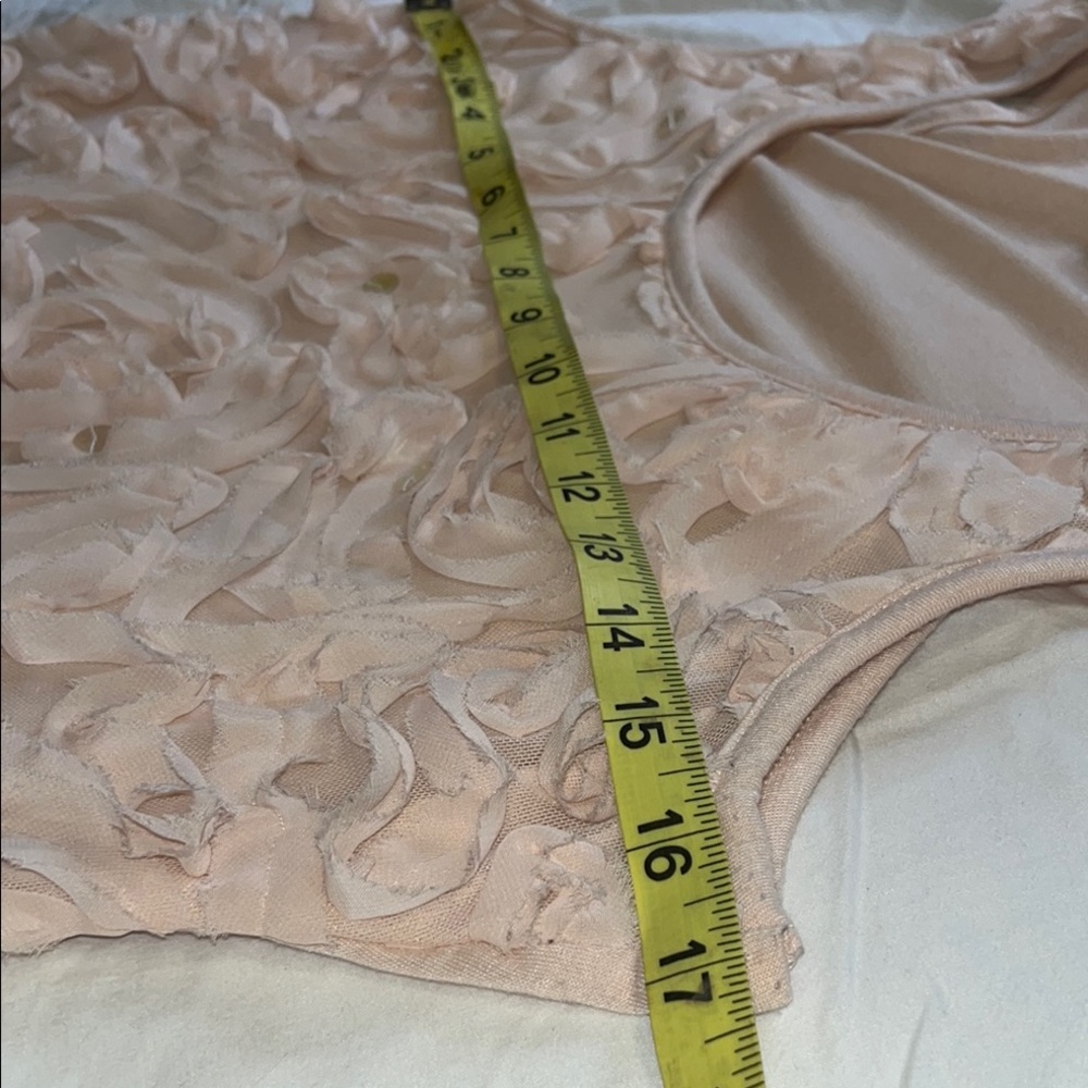 Pink Ruffled Embellished Sleeveless Tank Top - Picture 4 of 6